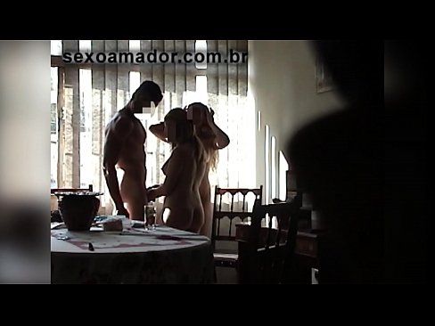 ❤️ Sex przyjaciele zapraszają gigantycznego mężczyznę i trójkąt z nim ☑ Porn video at pl.port-amurasso.ru ☑